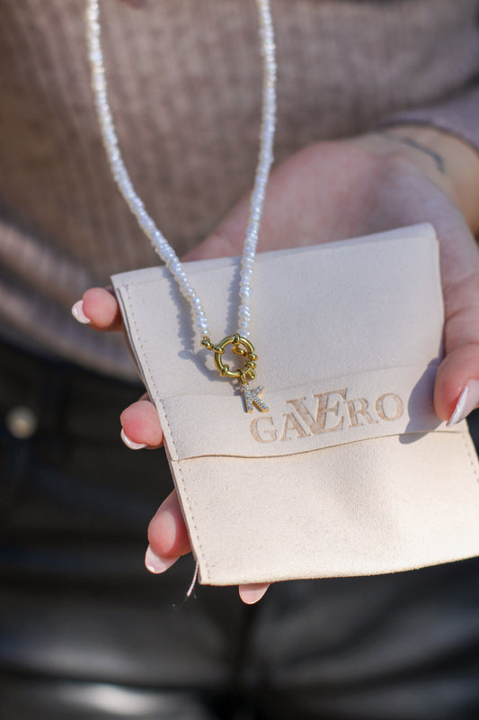 Bead necklace with stainless steel letters