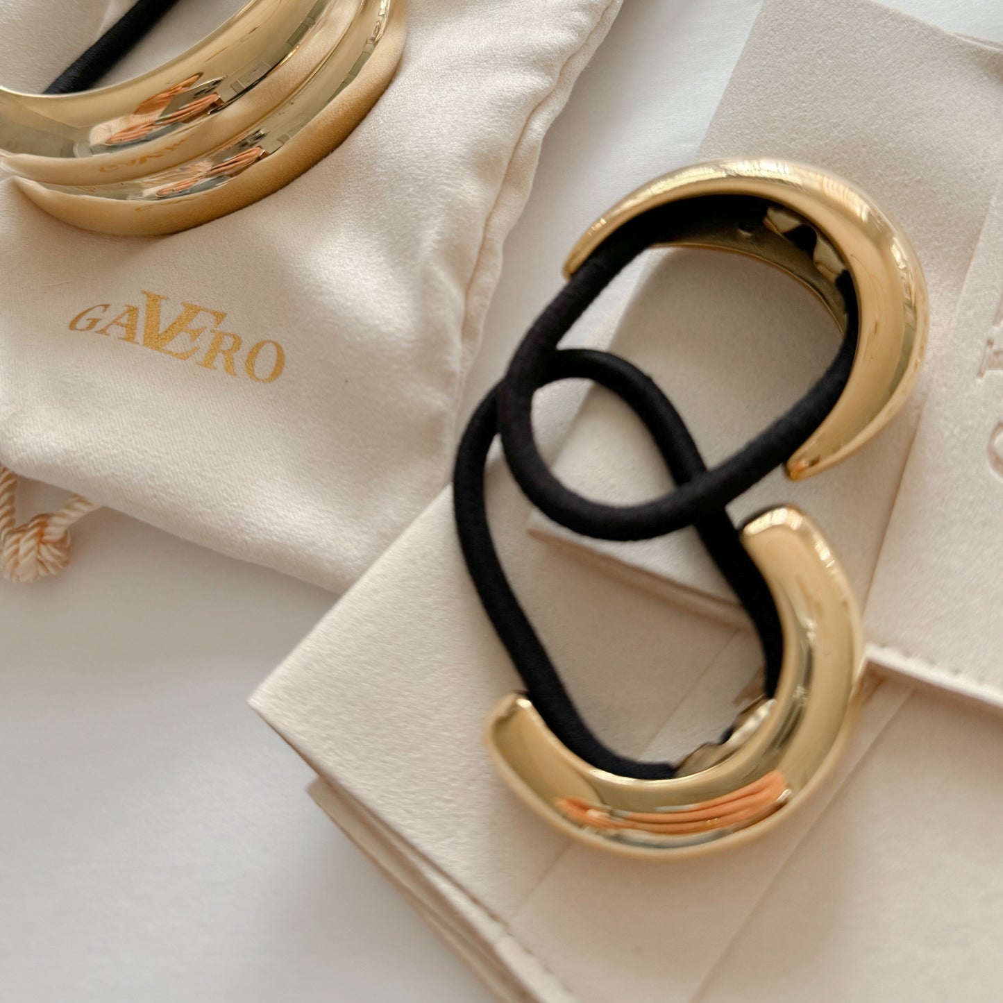 Luxe Loop Piccolo hair accessories