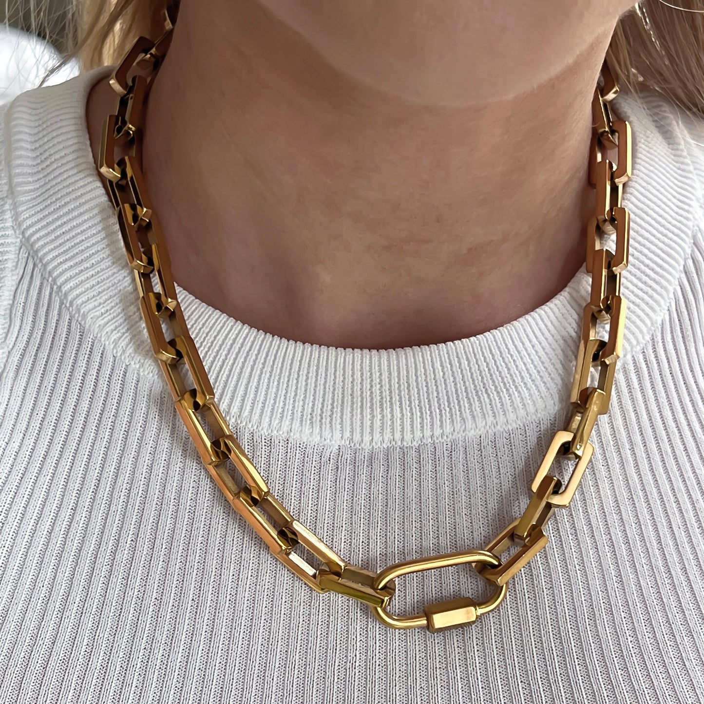 Massiccia chain