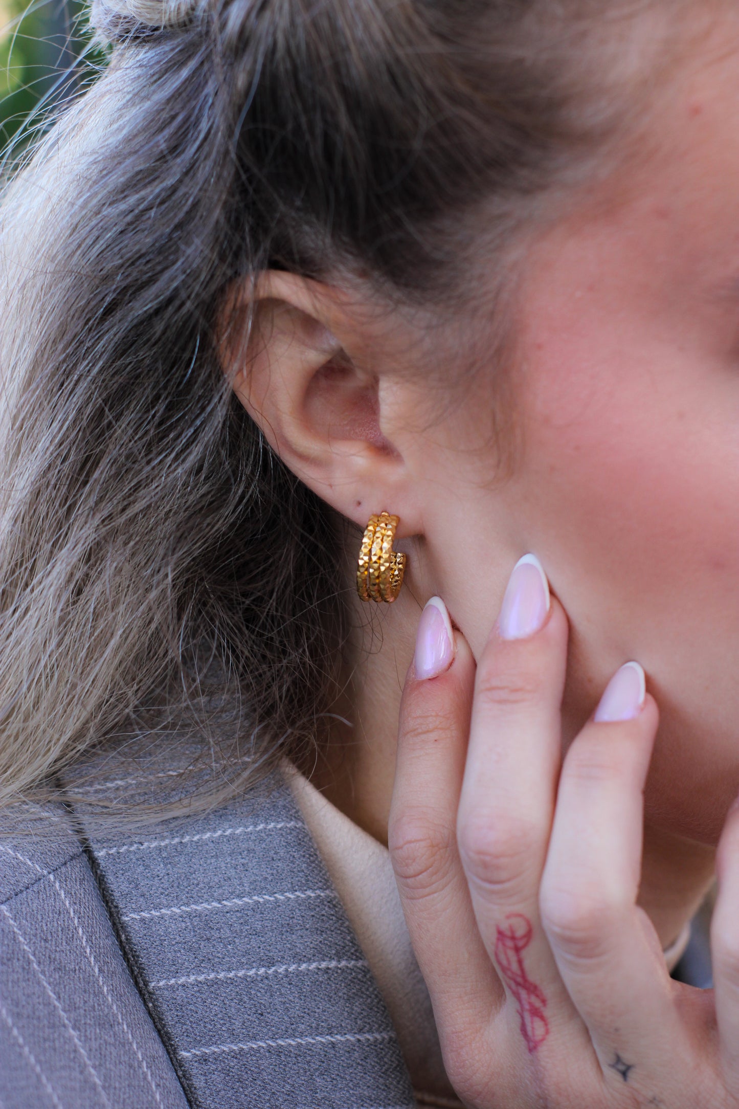 SOLARE hoop earrings