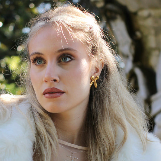 Fiocco D`Oro stud earrings