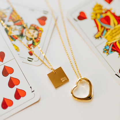 Minimalist Soul Mate chain made of stainless steel - elegant design with deep meaning.