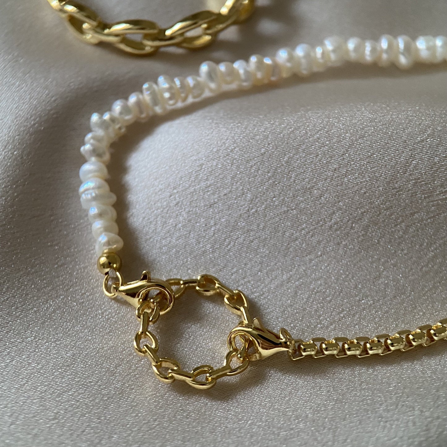 Sterling silver gold-plated pearl necklace